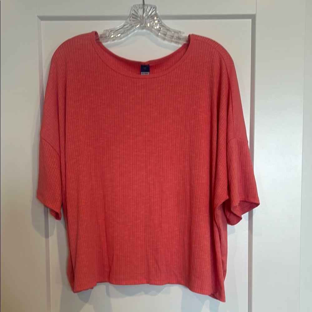 Old Navy Casual Coral Women's Top. Size Large.